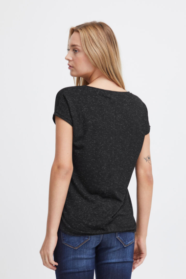 Camiseta Rebel Pico Negra