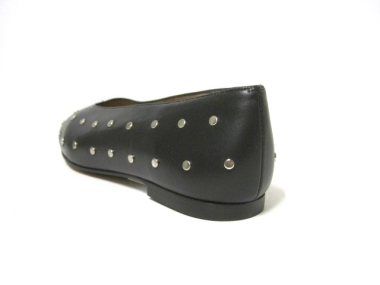 Bailarina Tachuelas Negra