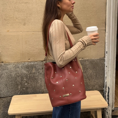 Bombonera Tachas Teja