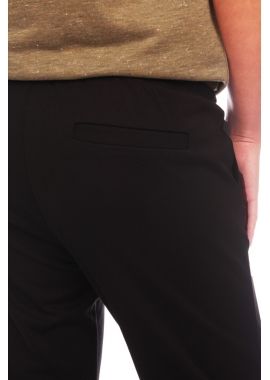 Pantalón jogger negro