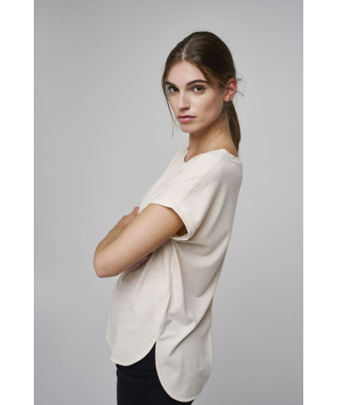 Camiseta rebel Crudo